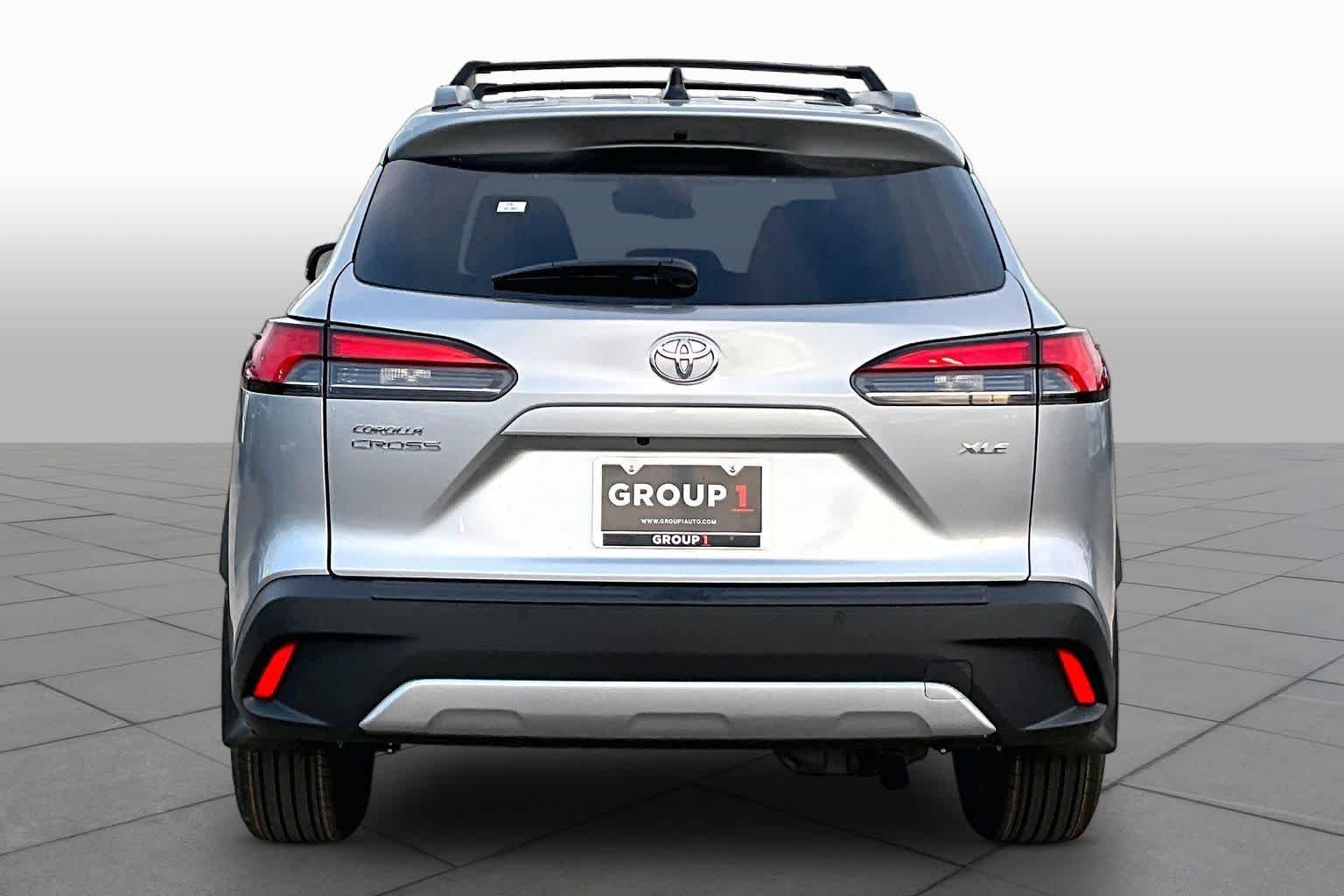 New 2026 Sonic Silver Toyota XLE image 4
