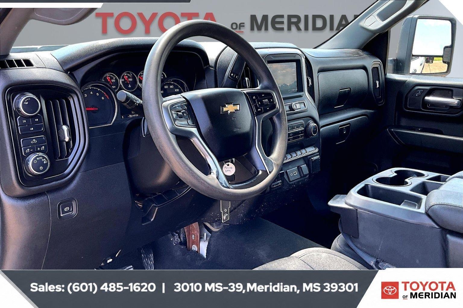 Used 2023 Summit White Chevrolet Custom image 12