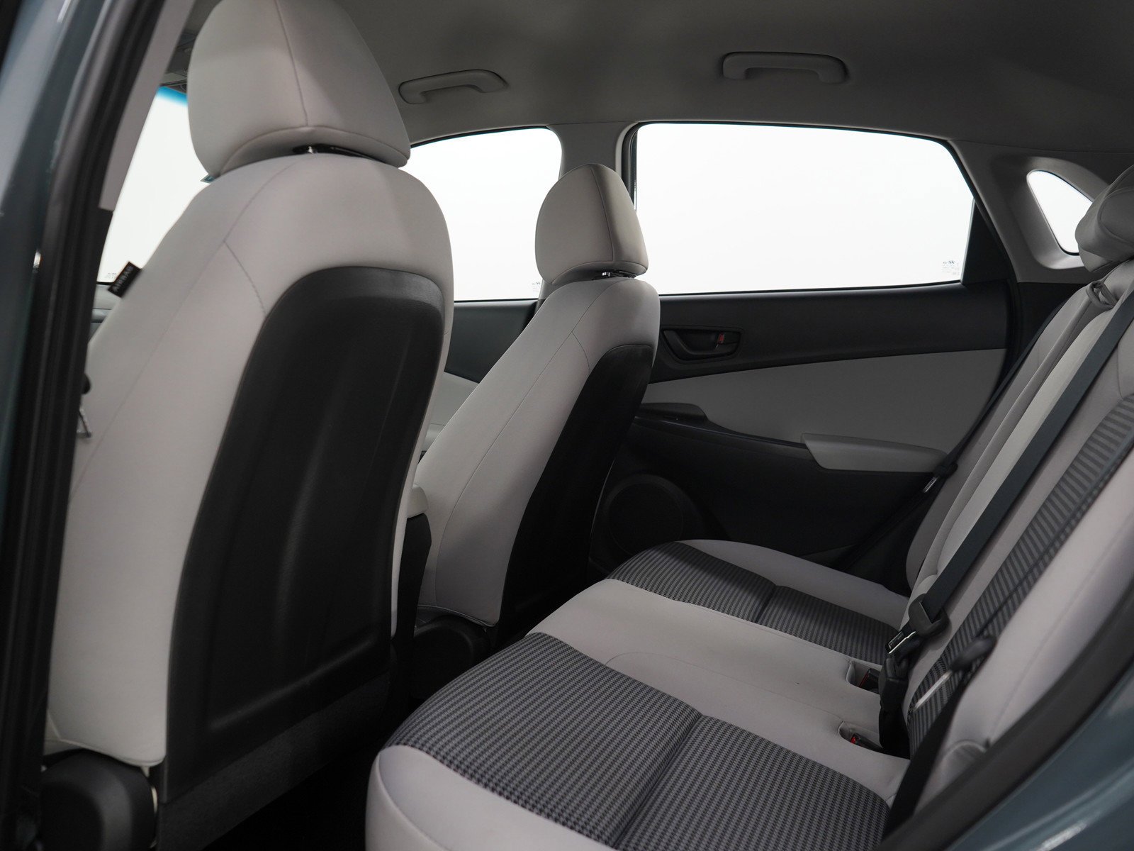 2022 Hyundai Kona SE - Photo 18