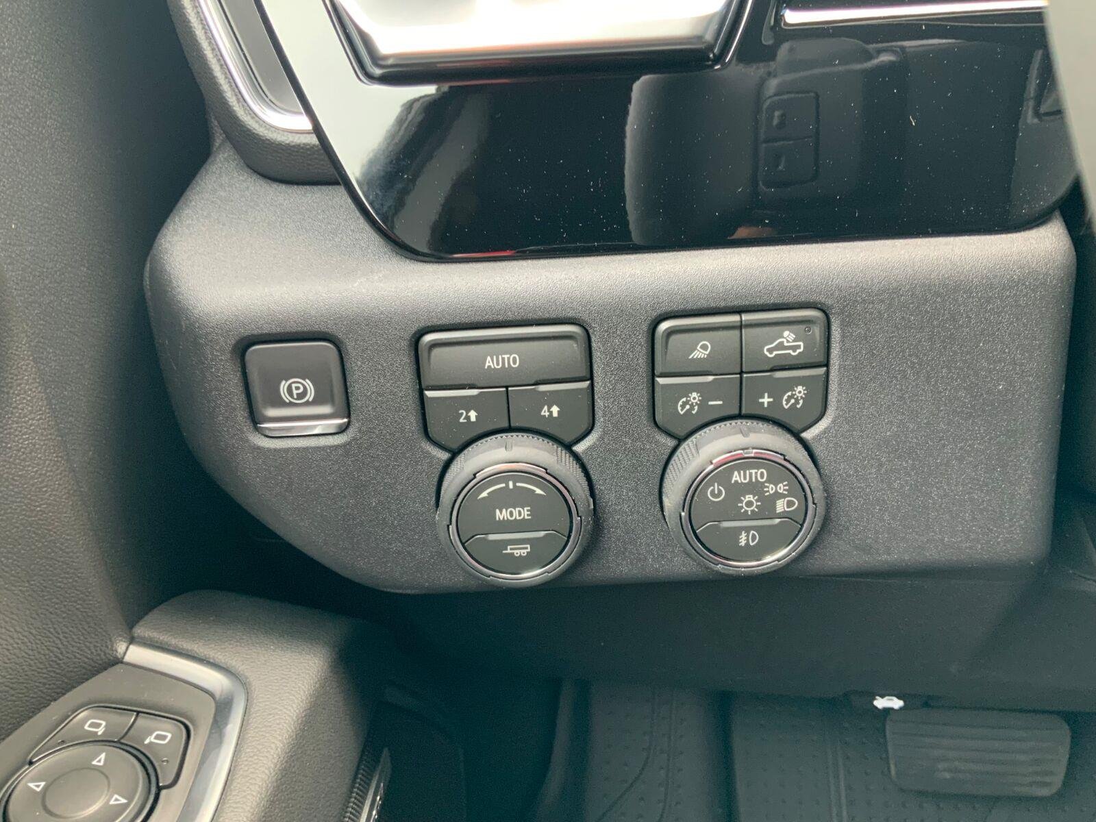 2026 Chevrolet Silverado 1500 RST - Photo 30
