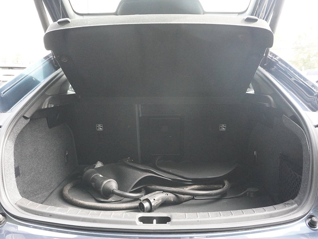 Used 2024 Blue Polestar Long Range Dual Motor image 19