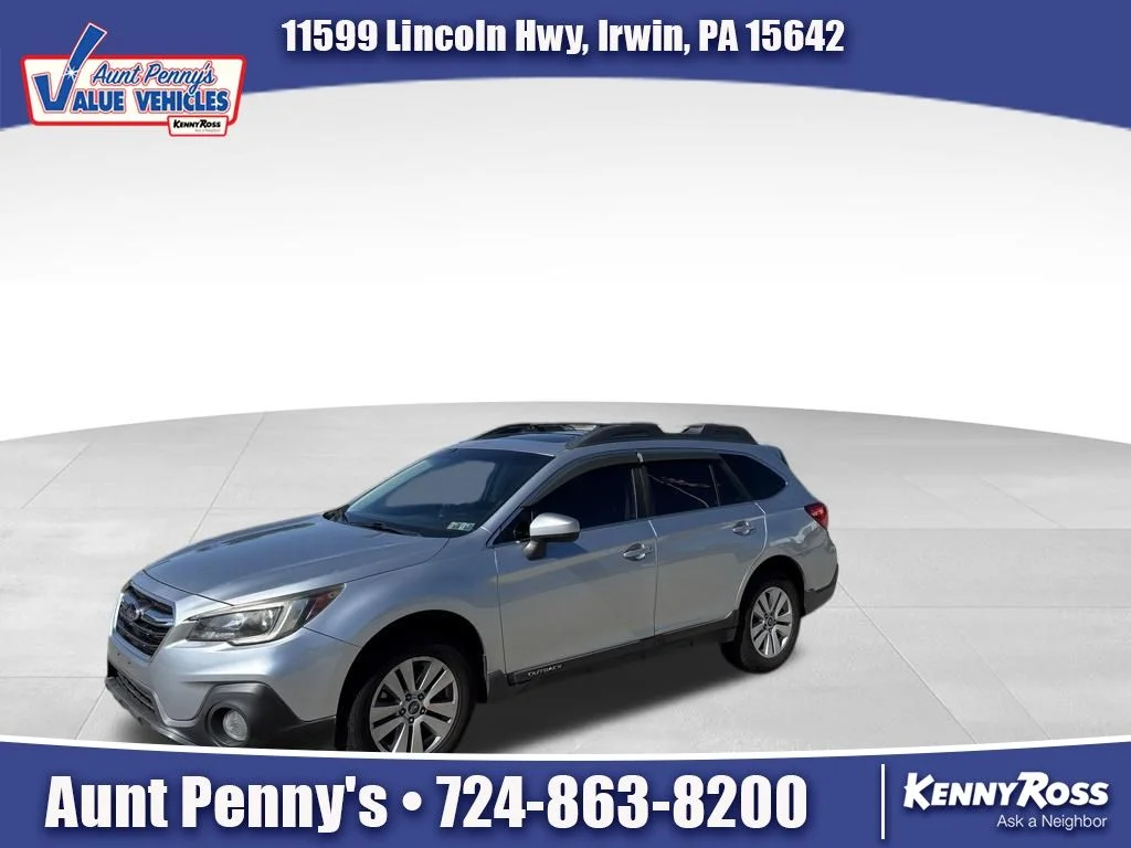 Used 2018 Silver Subaru 2.5i Premium image 1