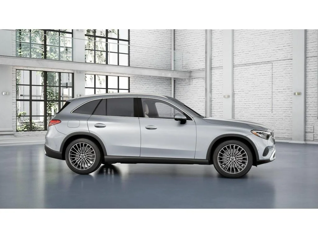 New 2027 Silver Mercedes-Benz GLC 300 image 15
