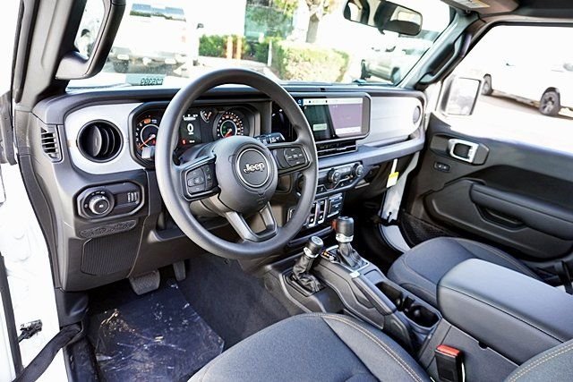 New 2026 Bright White Clear-Coat Exterior Paint Jeep Sport image 22