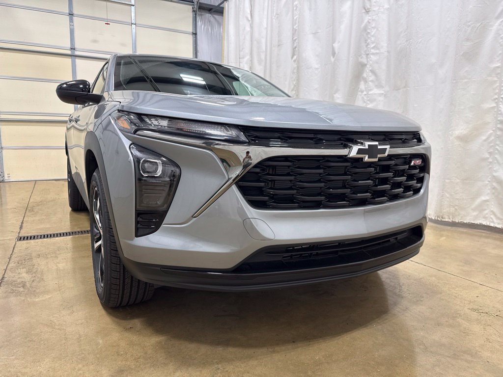 New 2026 Sterling Gray Metallic Chevrolet 1RS image 4