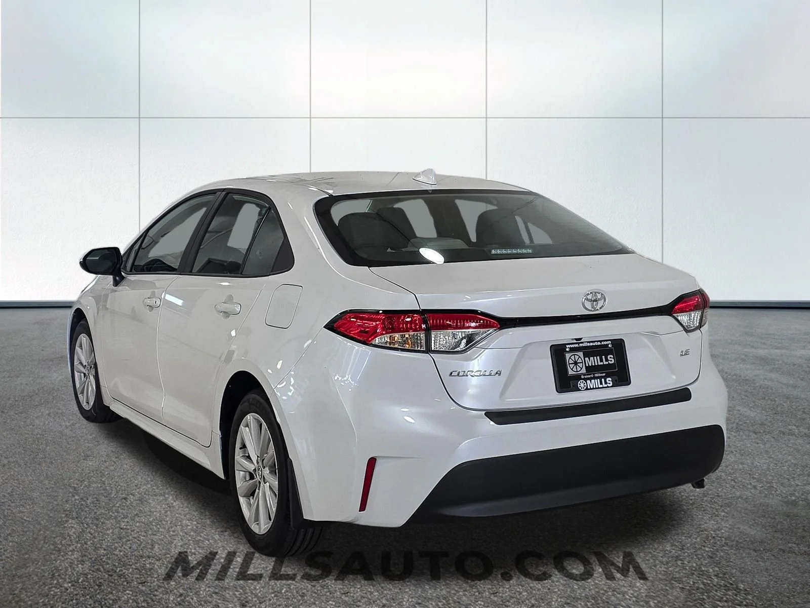 New 2026  Toyota LE image 5
