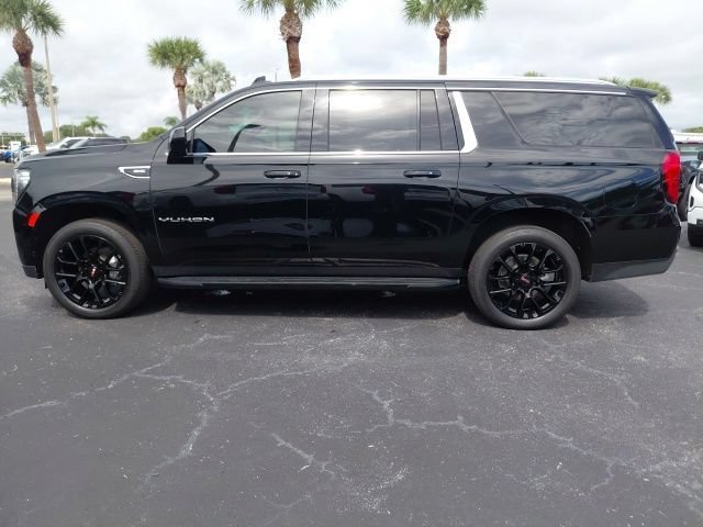 Used 2024 Onyx Black GMC SLE image 9