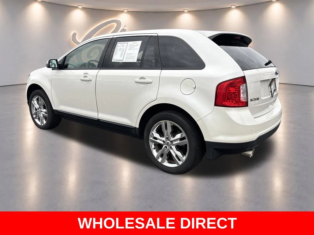 Used 2013 White Ford SEL image 3