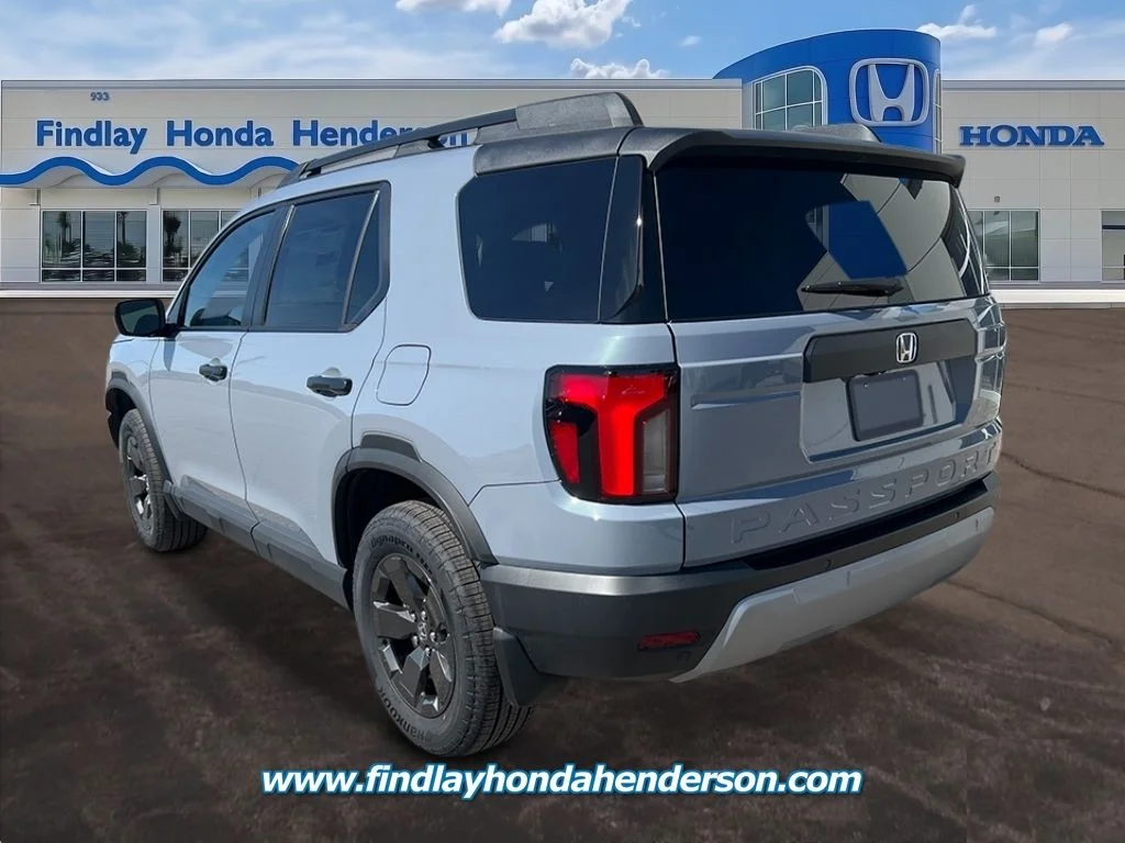 New 2026 Sonic Gray Pearl Honda RTL image 3