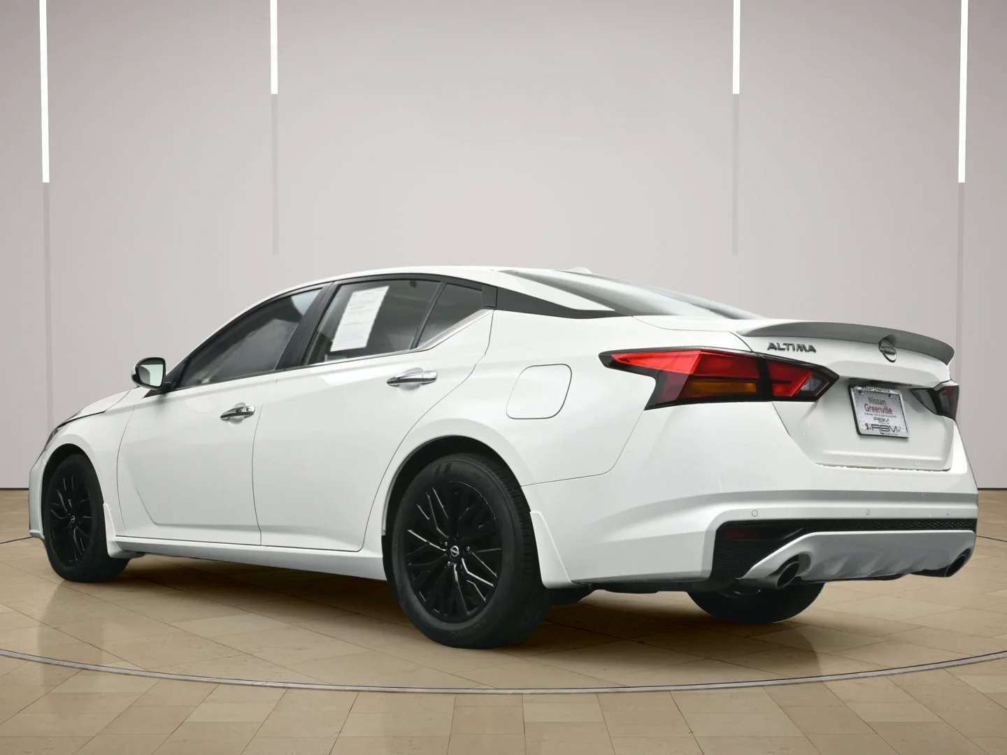Certified Used 2025 Pearl White Tricoat Nissan SV image 28