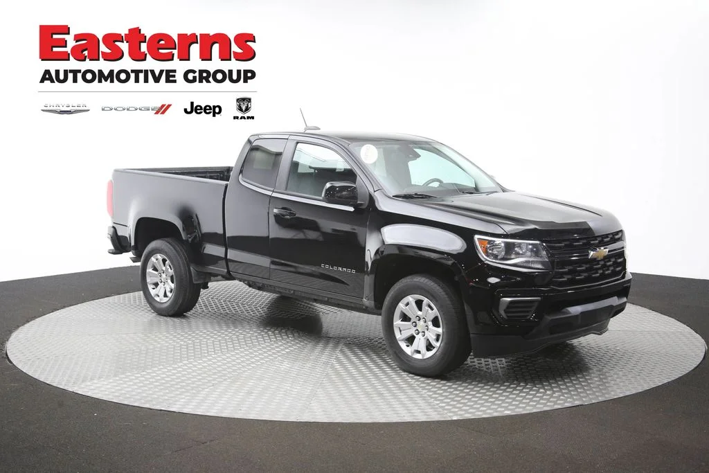 Used 2022 Black Chevrolet LT image 61