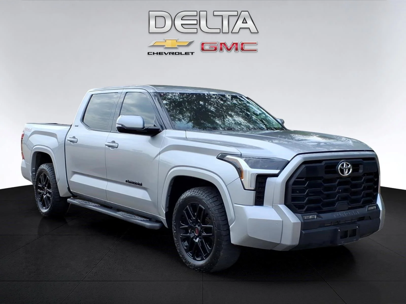 Used 2023 Silver Toyota SR5 image 7