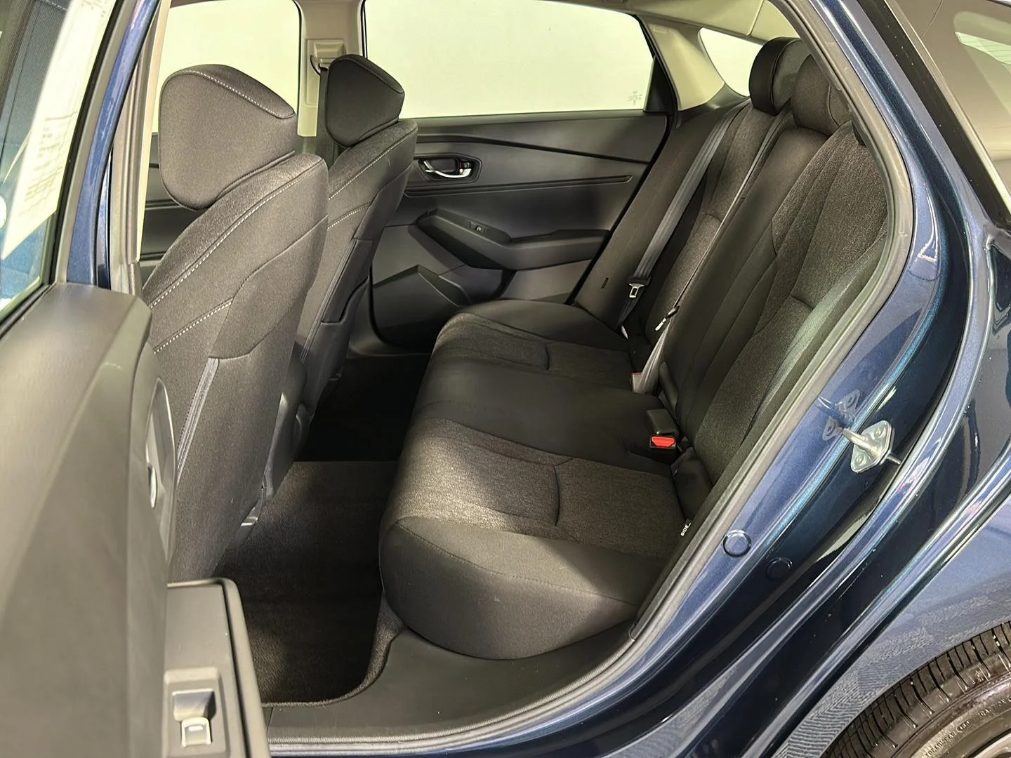 Used 2024 Canyon River Blue Metallic Honda EX image 24