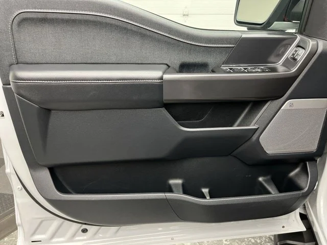 Used 2024 White Ford LARIAT image 10