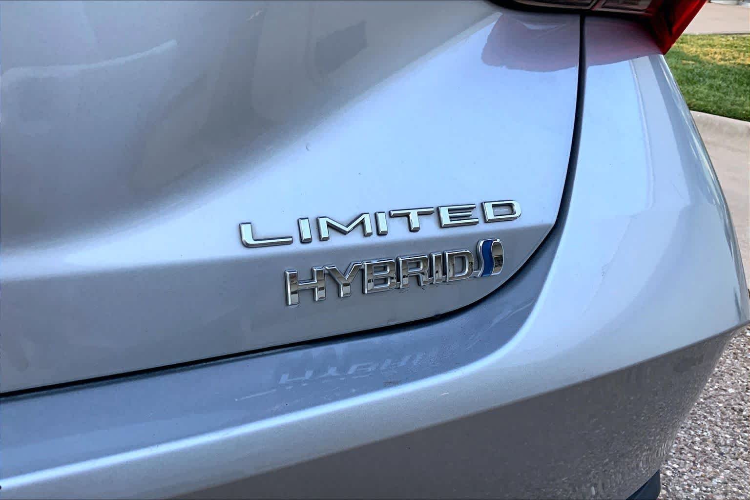 Used 2019 Celestial Silver Metallic Toyota Hybrid Limited image 30
