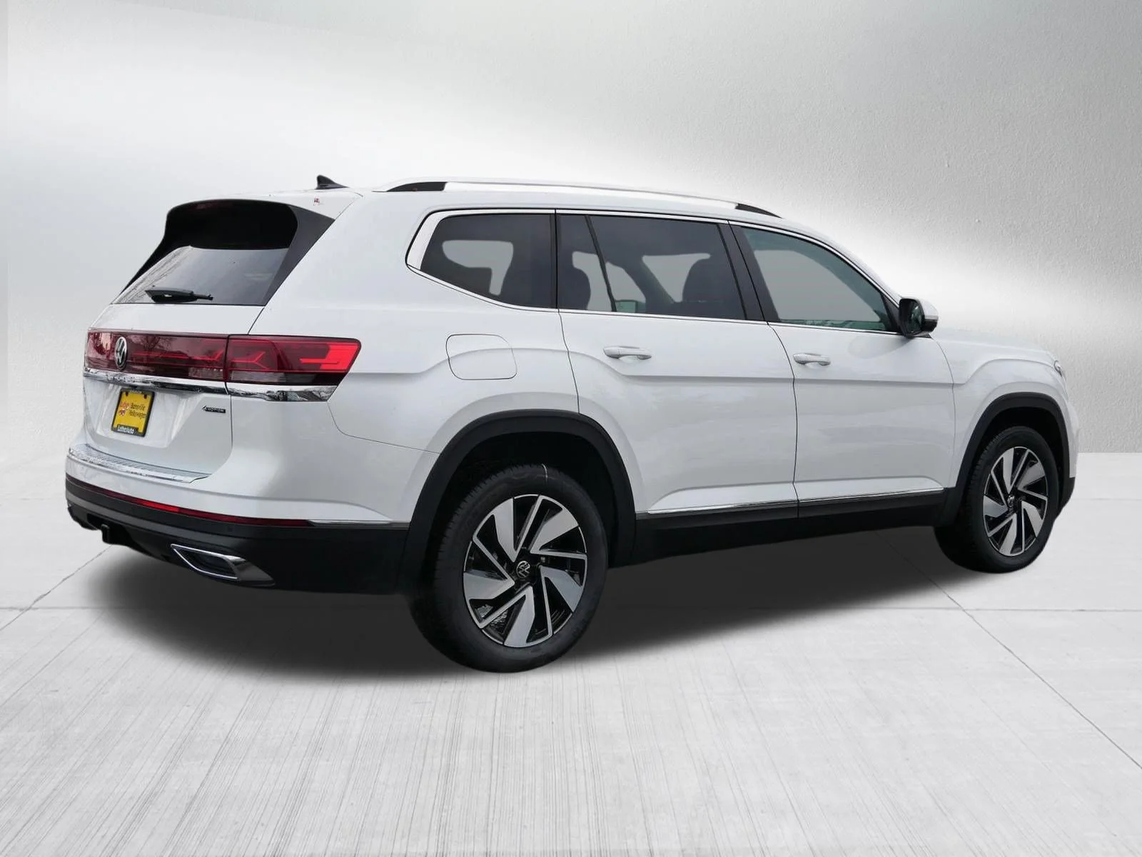 New 2026 Opal White Pearl Volkswagen 2.0T SEL image 4