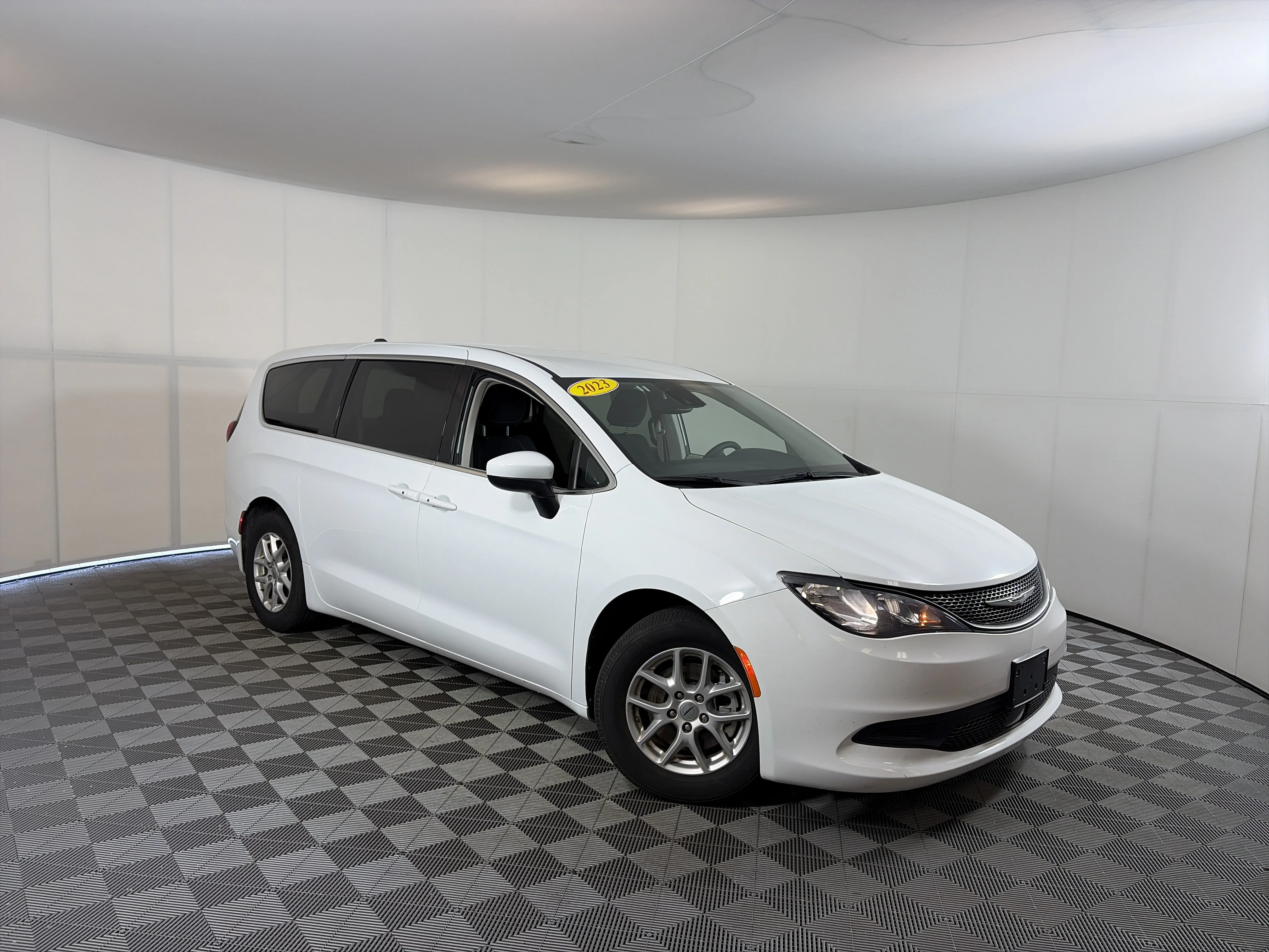Used 2023 White Chrysler LX image 1