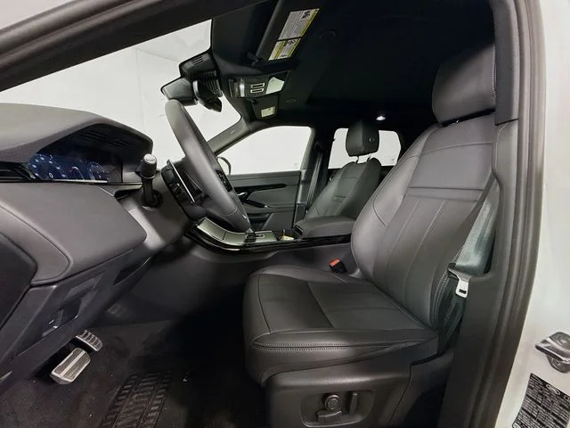 New 2026 Fuji White Land Rover  image 11