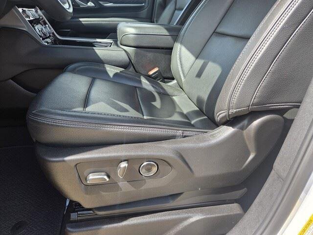 Used 2024 Summit White GMC Denali image 12