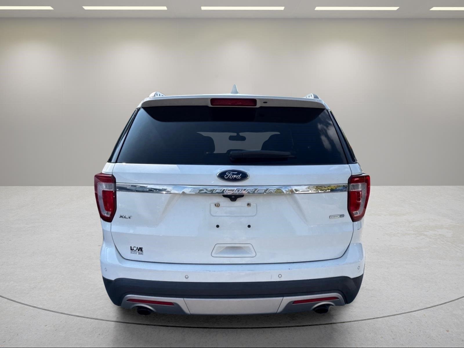 Used 2016 Oxford White Ford XLT image 10