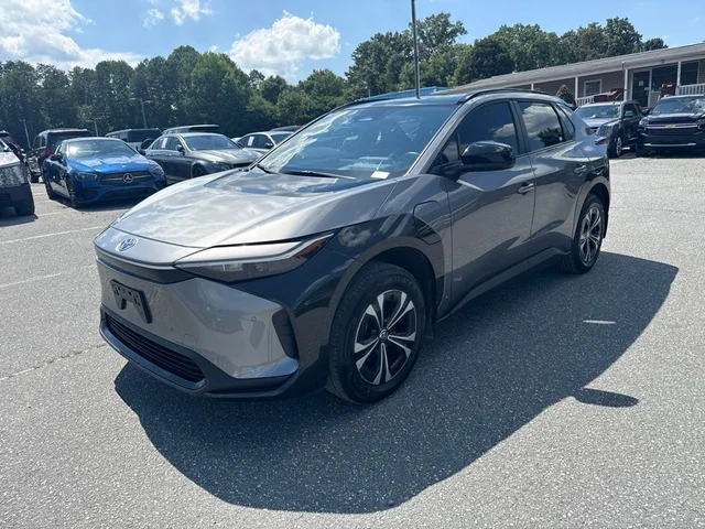 2024 Toyota bZ4X XLE