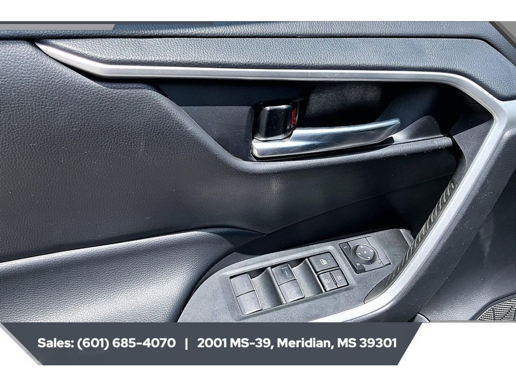 2024 Toyota RAV4 XLE Premium - Photo 17