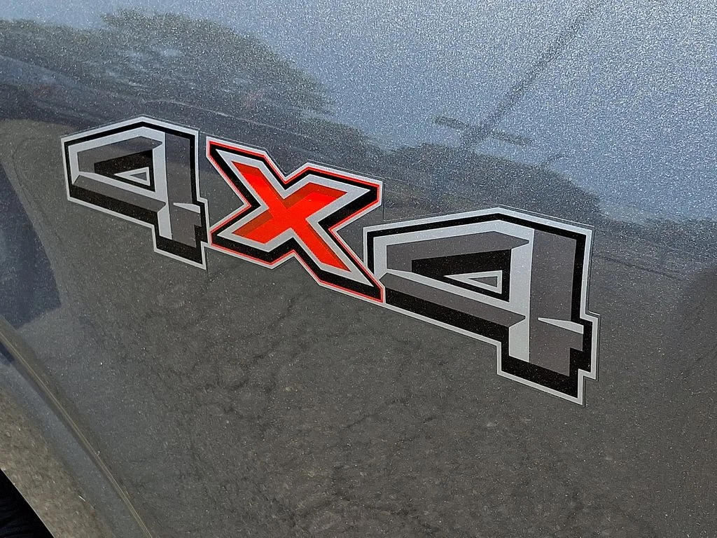 Used 2023 Gray Metallic Ford XLT image 31