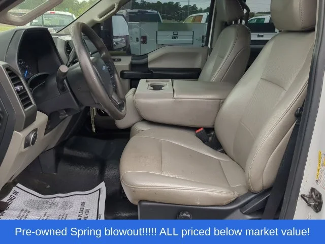 Used 2021 White Ford XL image 23