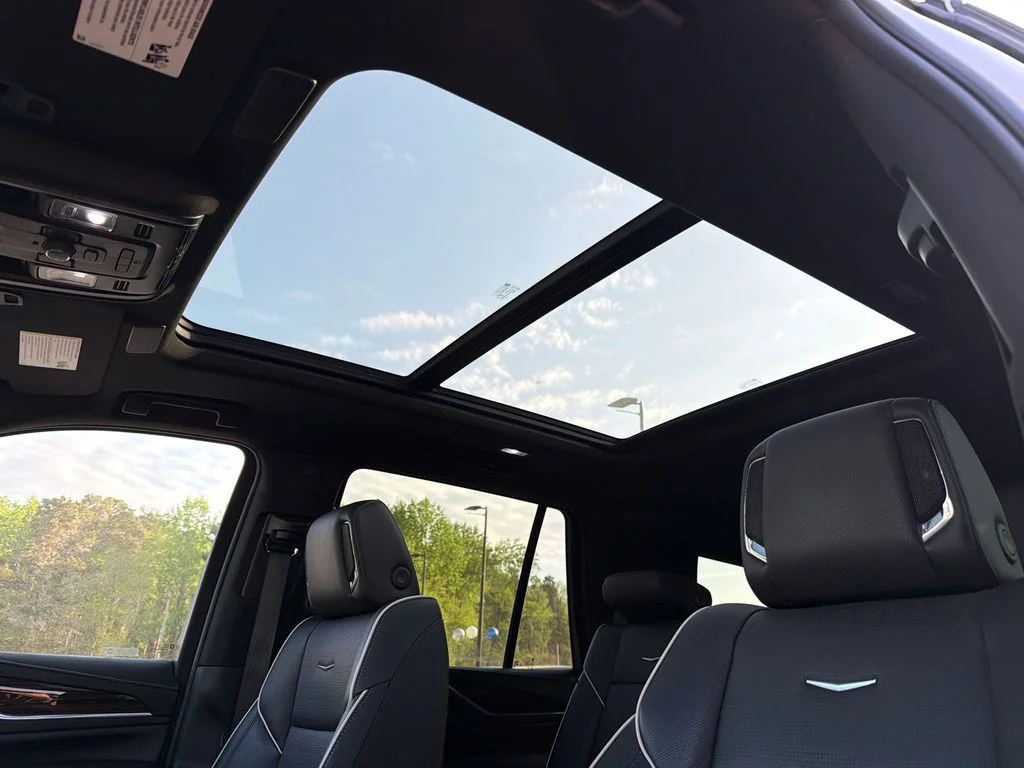 Used 2023 White Cadillac Premium Luxury image 33