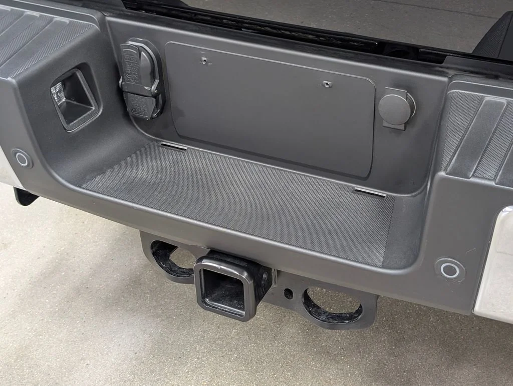 New 2026 Agate Black Metallic Ford F-250® Lariat® image 29