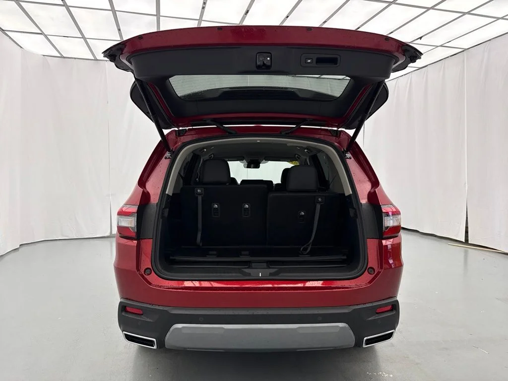 New 2026 Radiant Red Metallic II Honda EX-L image 9
