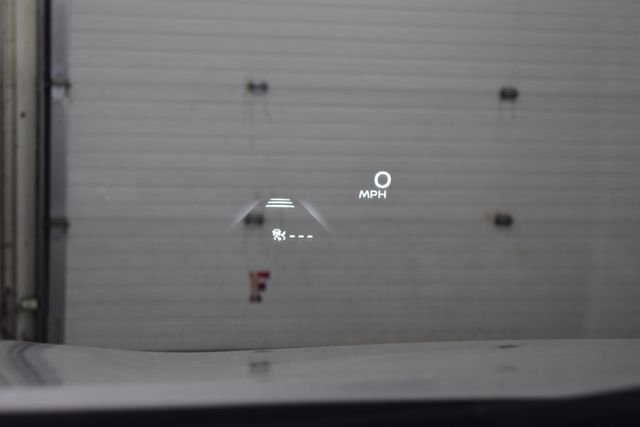 Used 2023 Gold Nissan Platinum image 29
