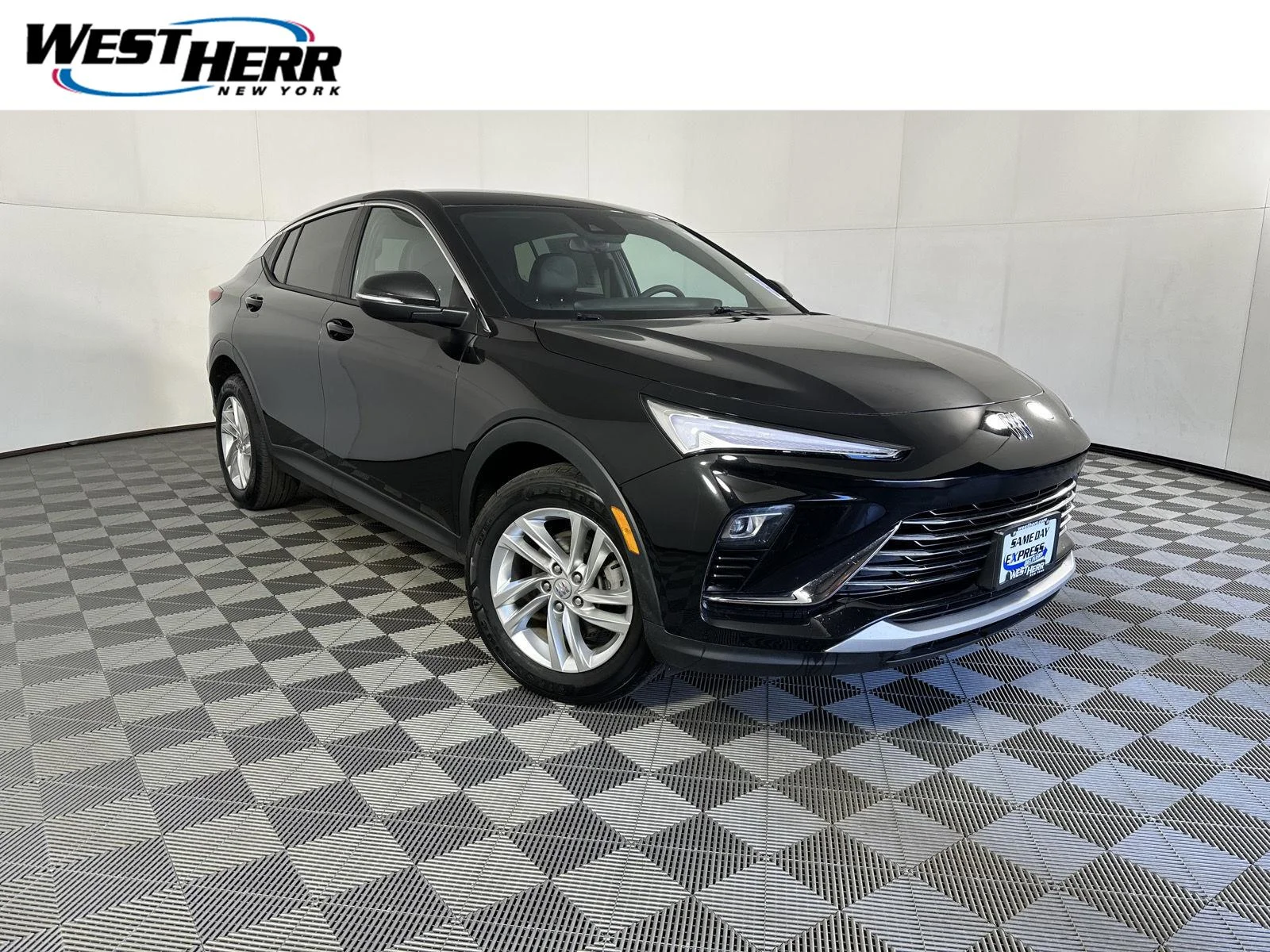Used 2025 Ebony Twilight Metallic Buick Preferred image 1