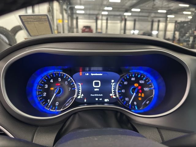 New 2027 Bright White Clear-Coat Exterior Paint Chrysler LX image 24
