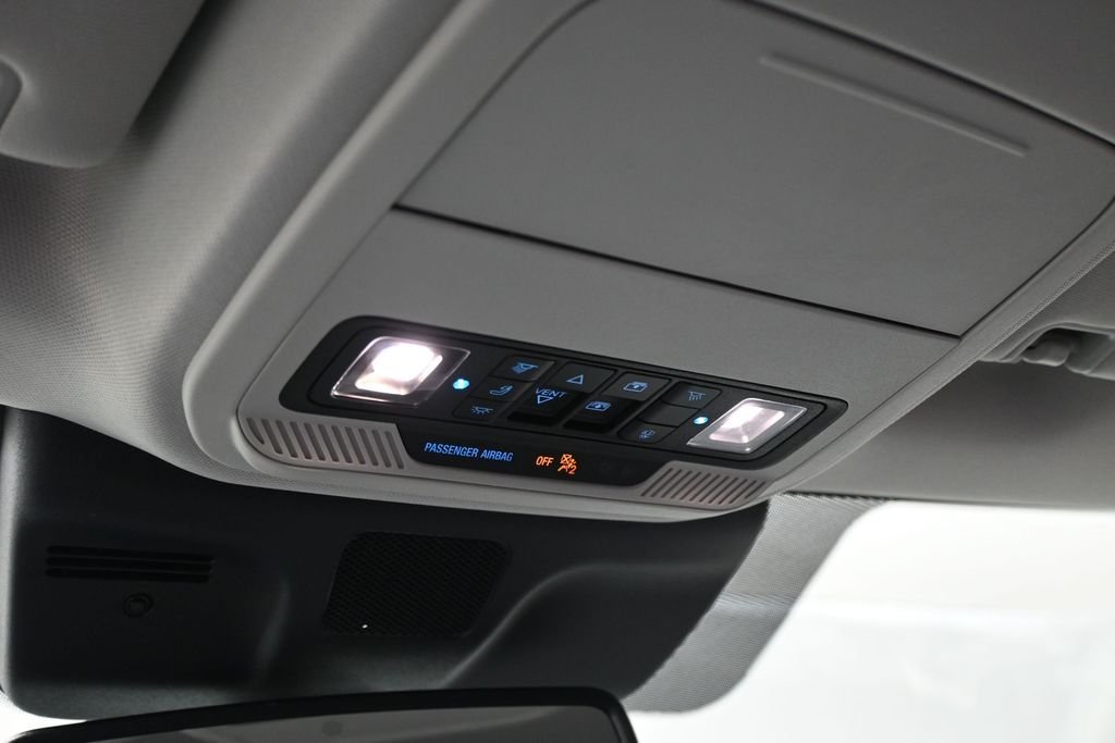 New 2026 Star White Metallic Tri-Coat Ford Platinum image 23