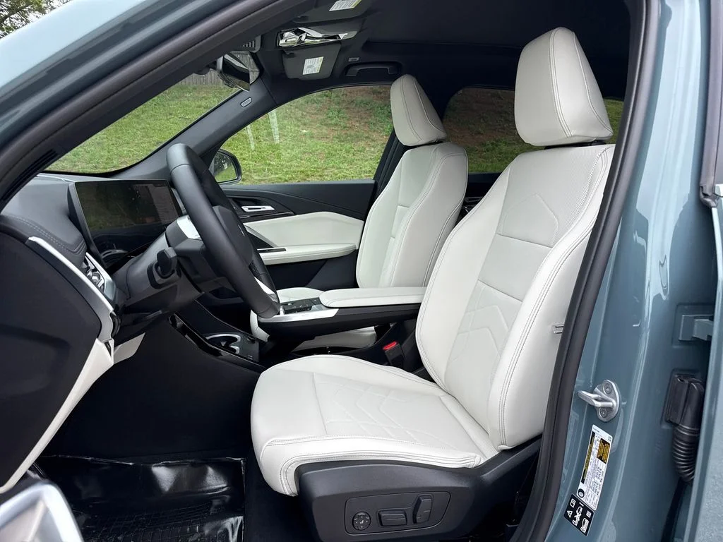 New 2026 Green BMW xDrive28i image 10