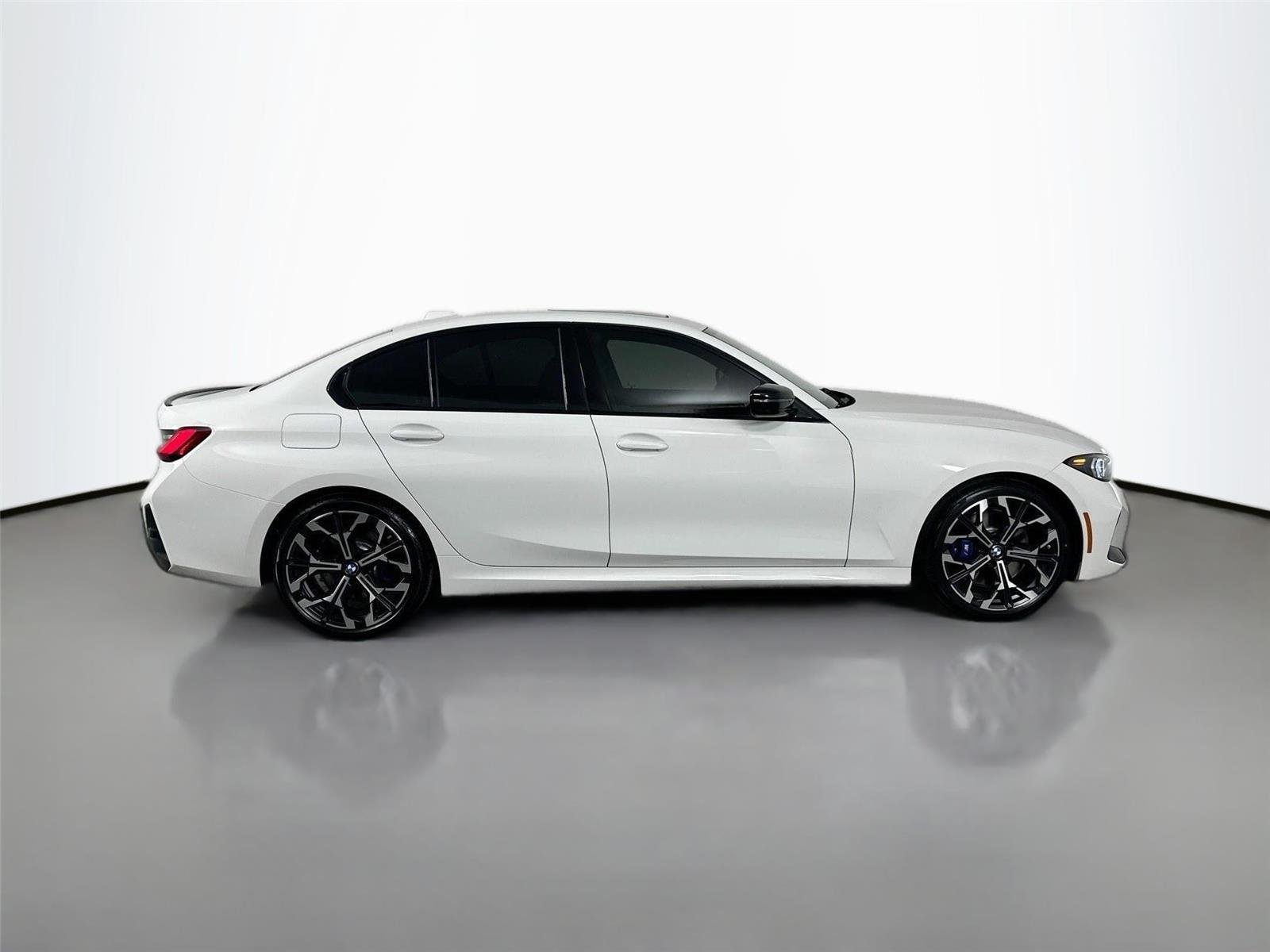 Used 2026 Alpine White BMW 330i NA image 5