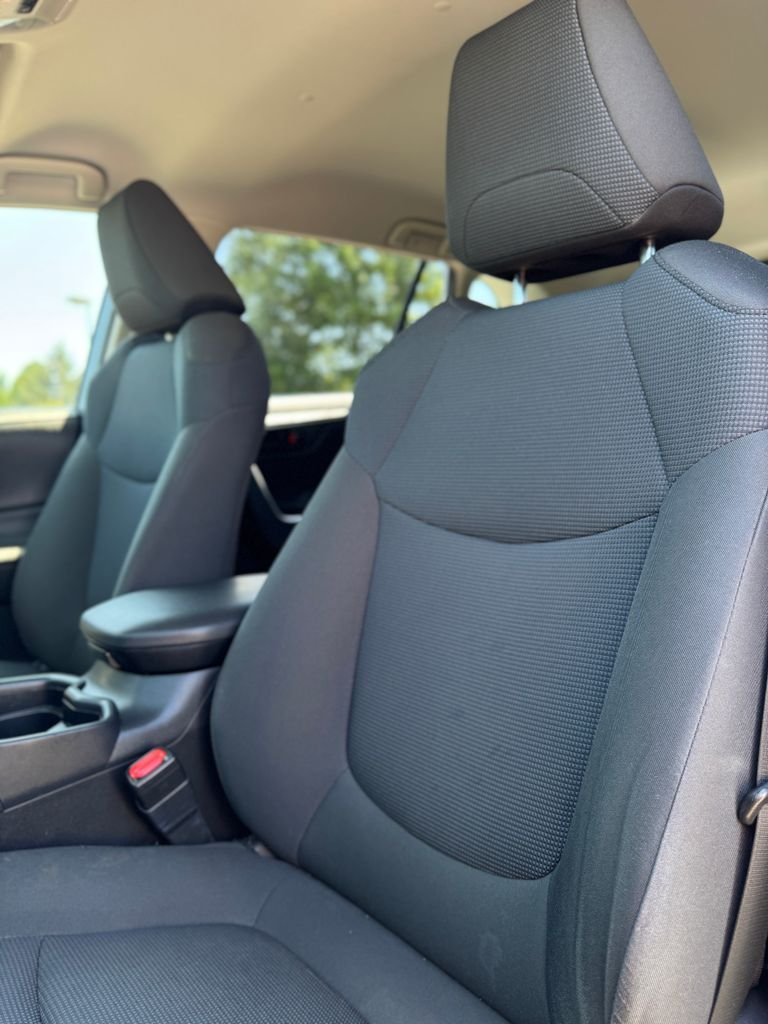 Used 2020 Magnetic Gray Metallic Toyota LE image 30