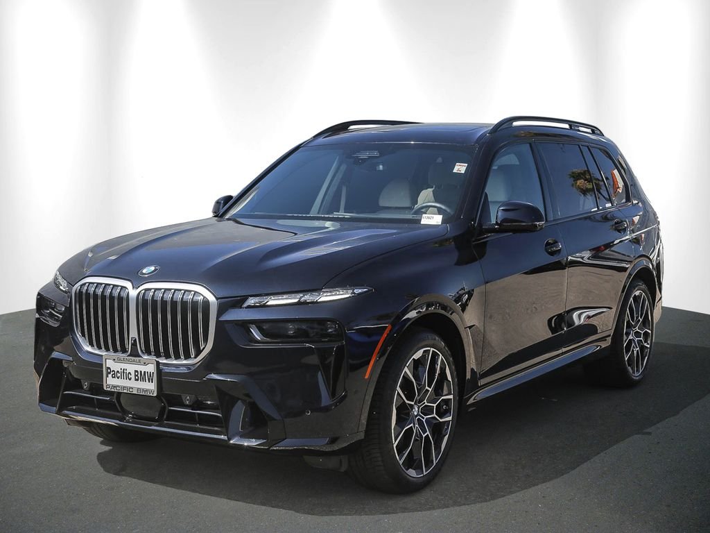 Used 2025 Carbon Black Metallic BMW xDrive40i image 3