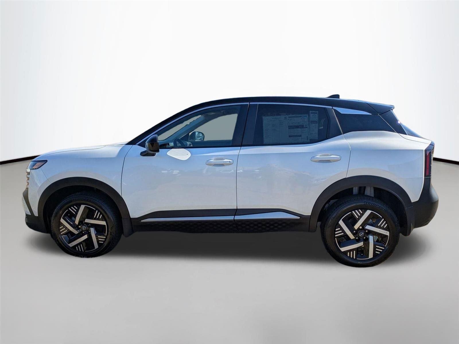 New 2025 Two-tone Aspen White TriCoat / Super Black Nissan SV image 9