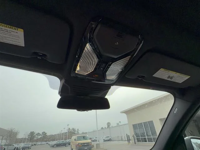 New 2026 Skyscraper Grey Metallic BMW xDrive50e image 15