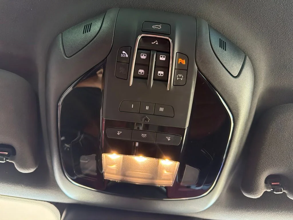 Used 2023 Bianco Maserati GT image 17