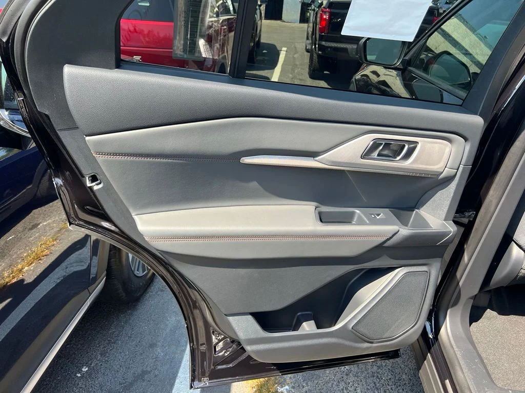 New 2026 Agate Black Metallic Ford Active image 14