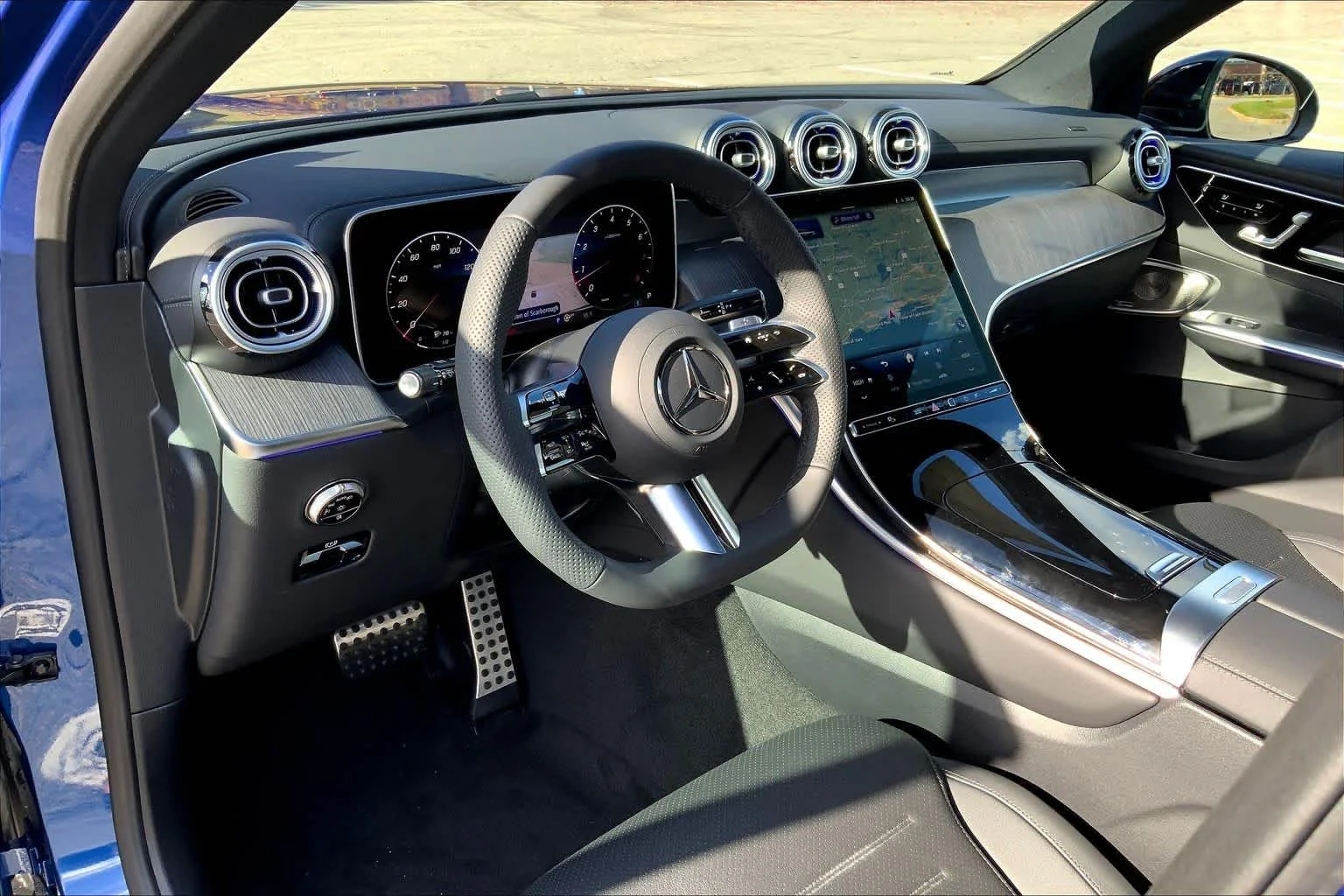 New 2026 Starling Blue Metallic Mercedes-Benz GLC 300 image 9
