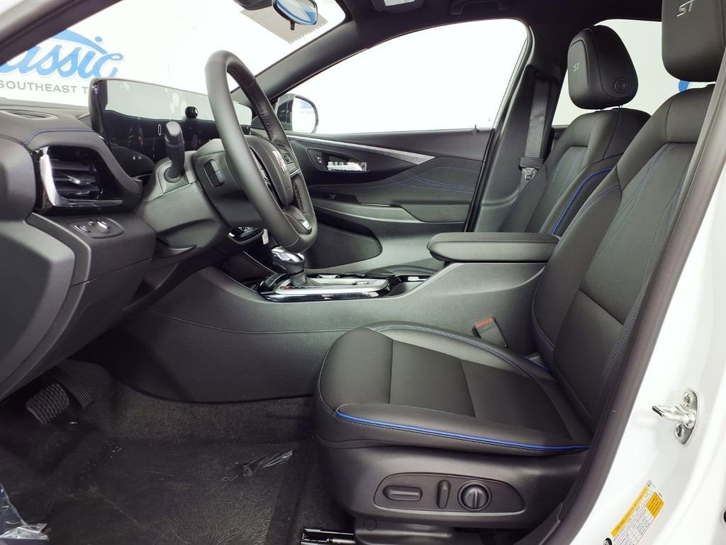 New 2026 Summit White Buick Sport Touring image 7