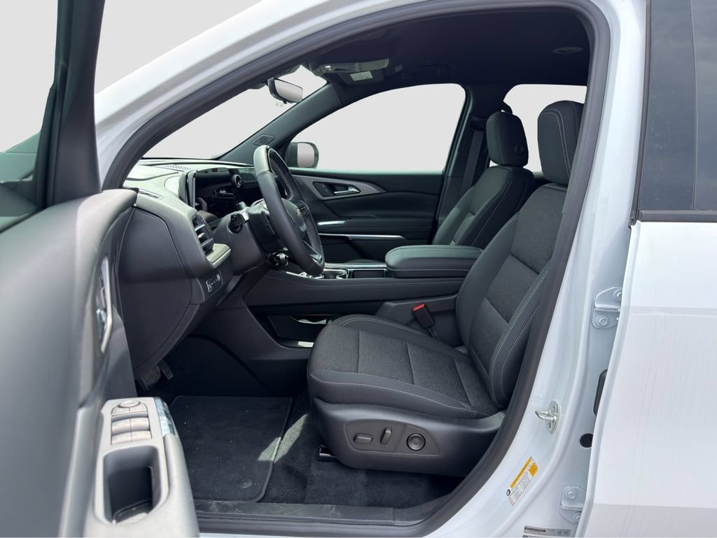 2026 Chevrolet Traverse LT - Photo 20