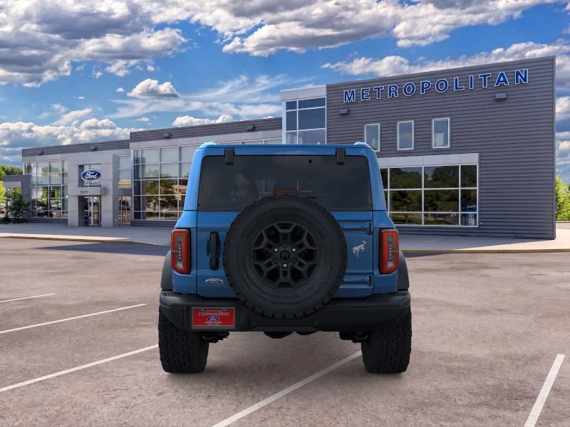 New 2026 Velocity Blue Metallic Ford Badlands® image 5