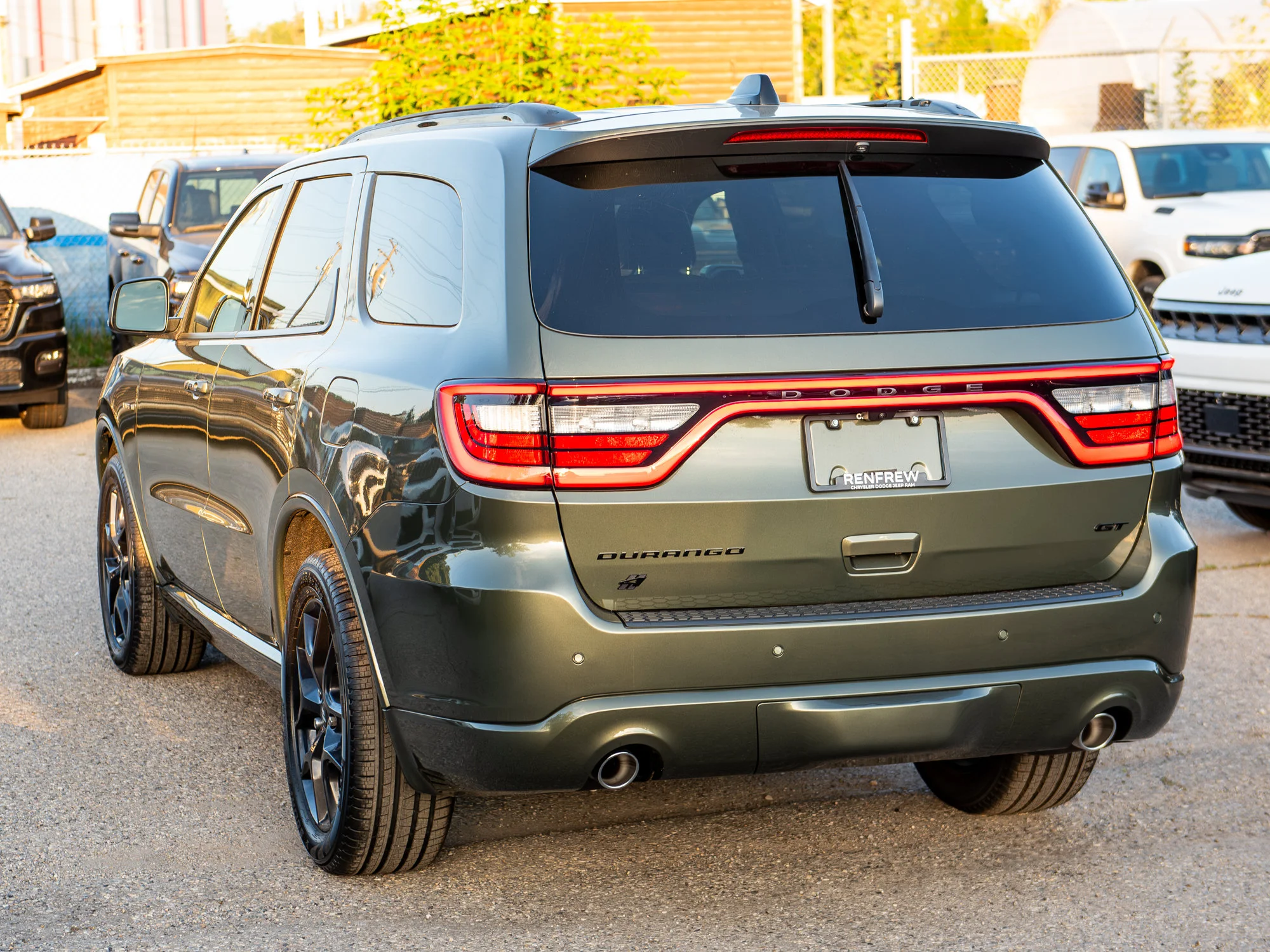 New 2026 Green Dodge GT HEMI V8 Plus* AWD, Sunroof, Remote Start, Ventilated/Heated Leather image 4
