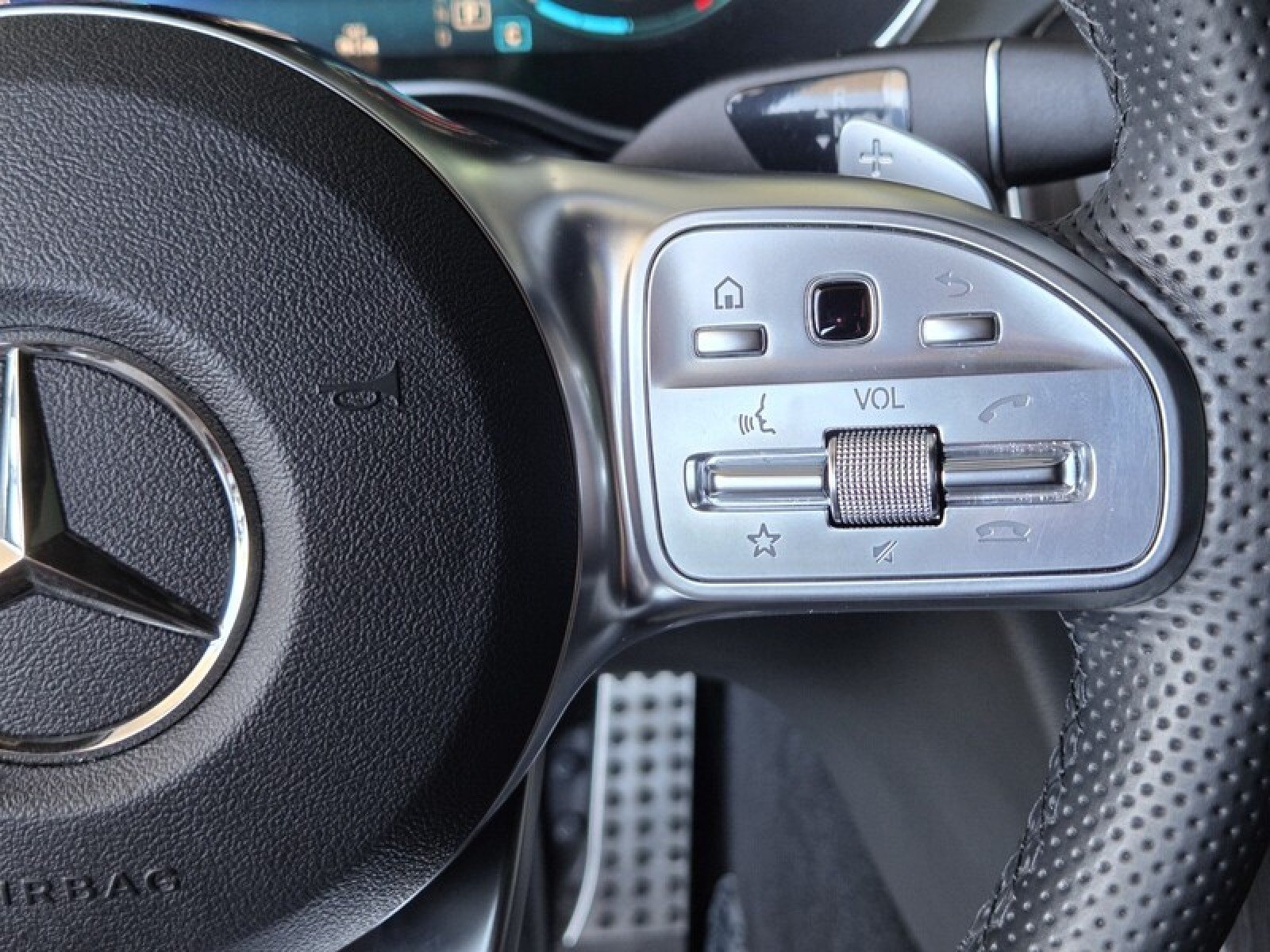 Certified Used 2023 Black Mercedes-Benz C 300 image 26