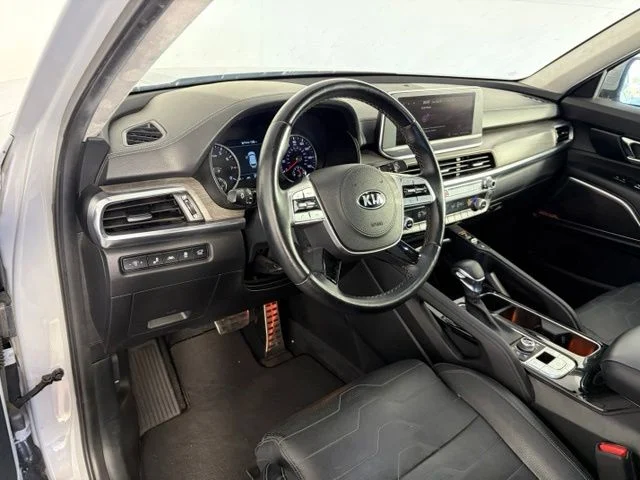 Used 2021 Gray Kia SX image 12